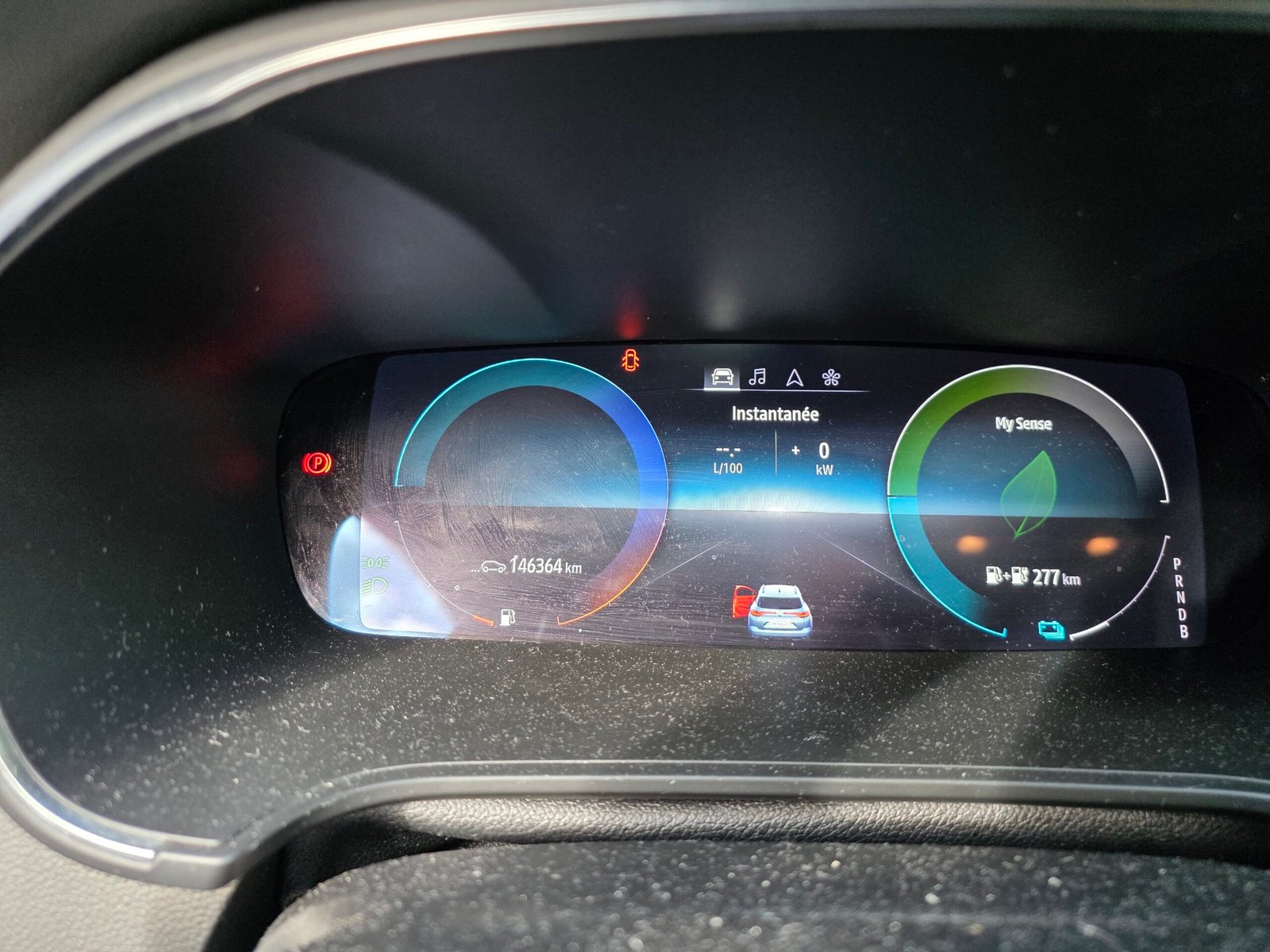 RENAULT MÉGANE IV Phase 2 – E-TECH Plug-in Hybrid 160ch Boîte Auto