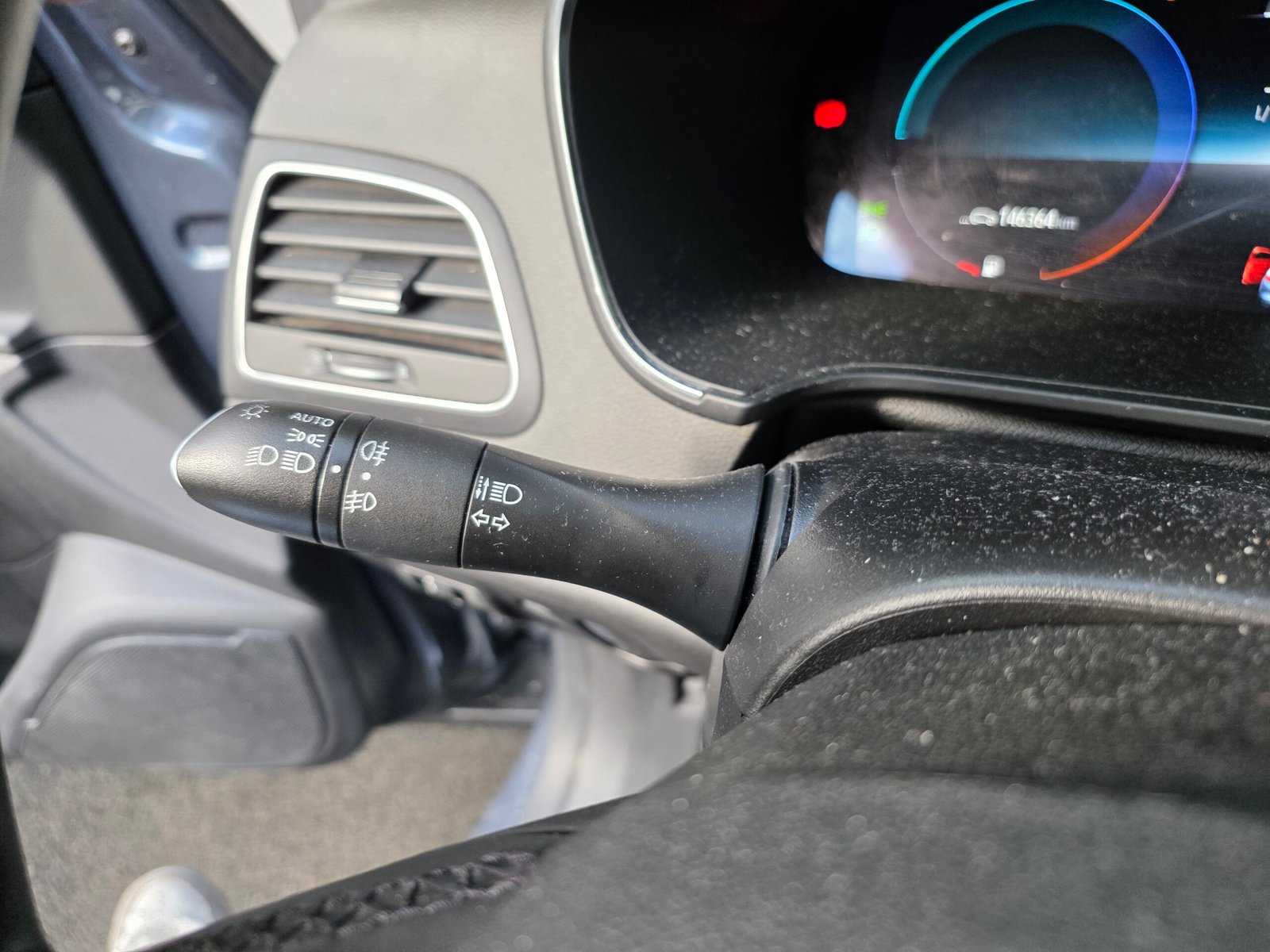 RENAULT MÉGANE IV Phase 2 – E-TECH Plug-in Hybrid 160ch Boîte Auto