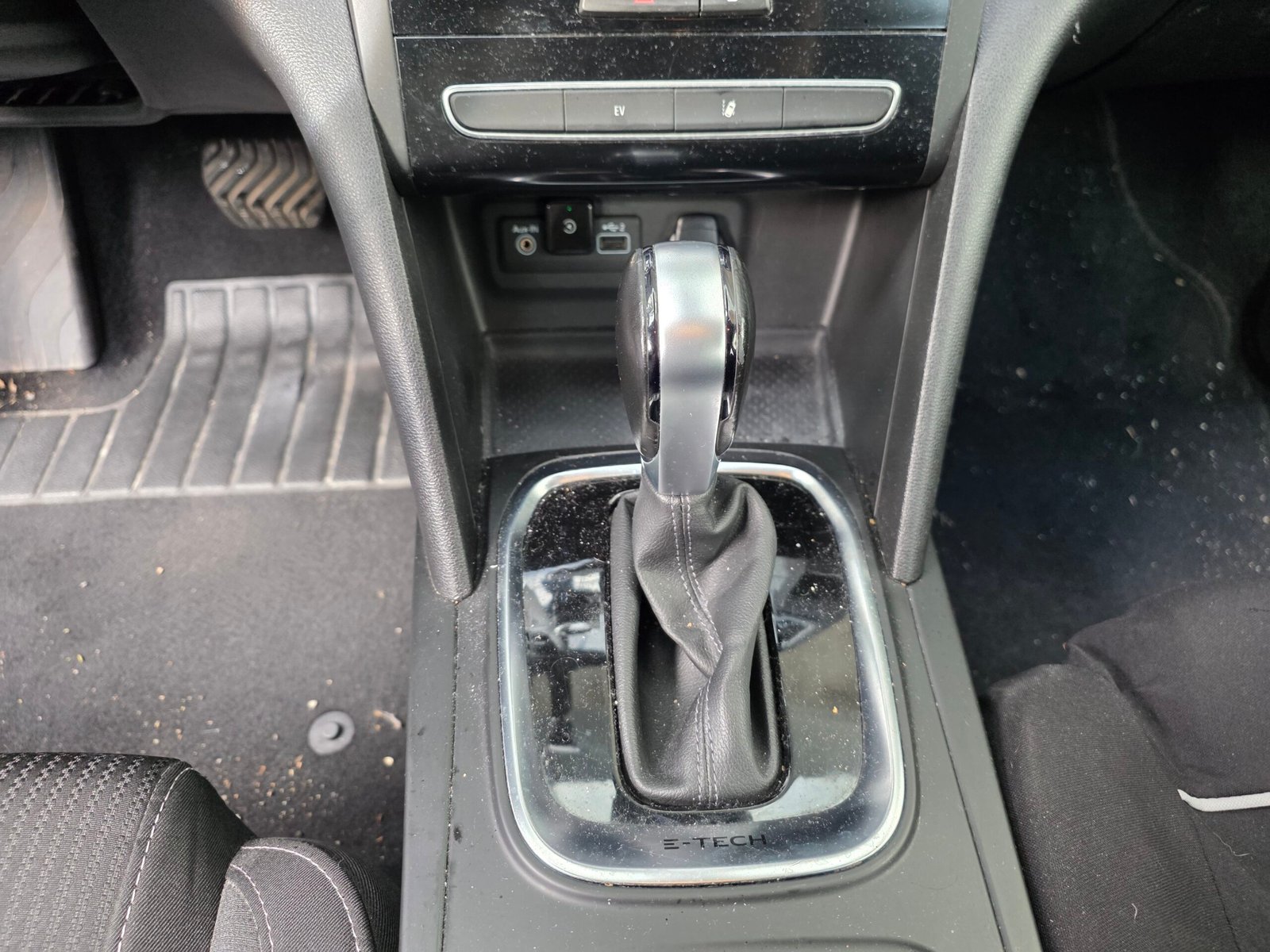 RENAULT MÉGANE IV Phase 2 – E-TECH Plug-in Hybrid 160ch Boîte Auto