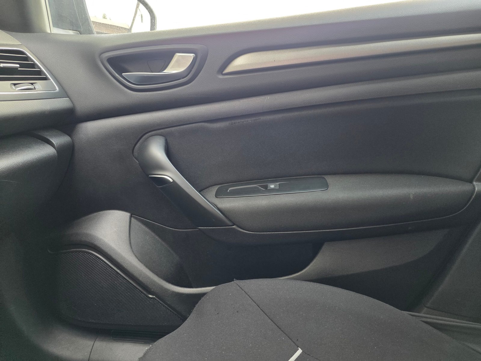 RENAULT MÉGANE IV Phase 2 – E-TECH Plug-in Hybrid 160ch Boîte Auto