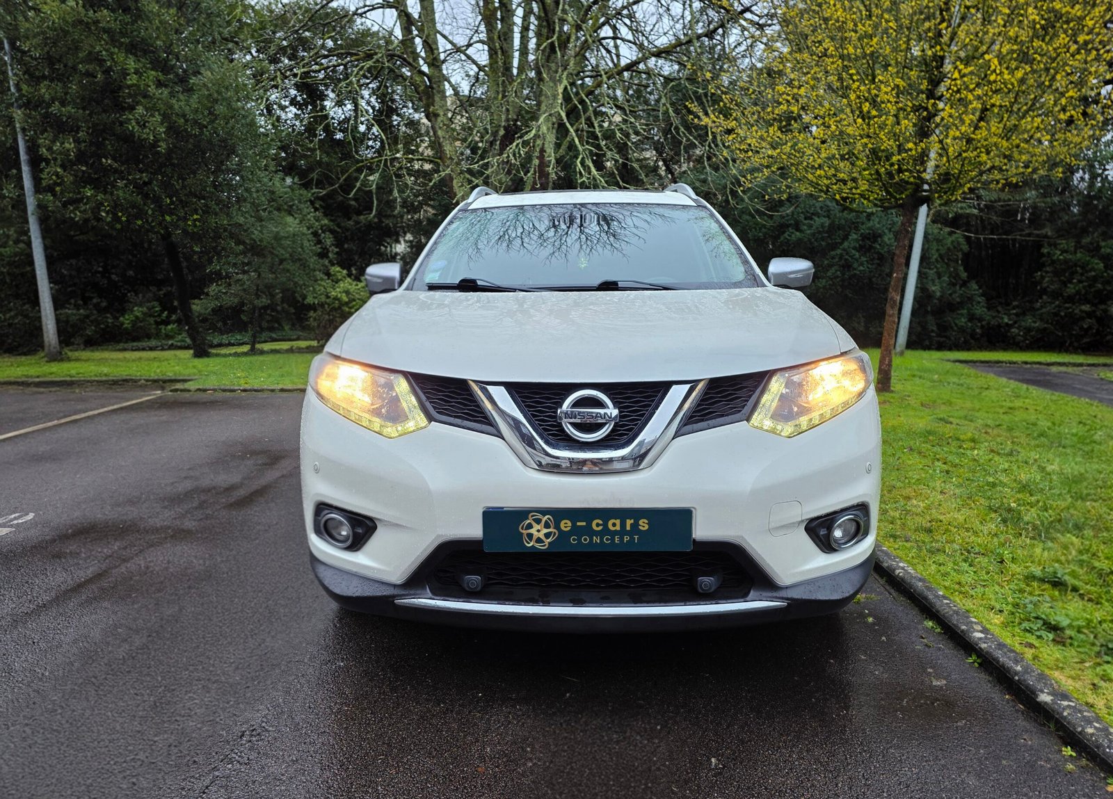 NISSAN X-TRAIL III Phase 1 – 1.6 DIG-T 163ch “White Edition” (7 Places)