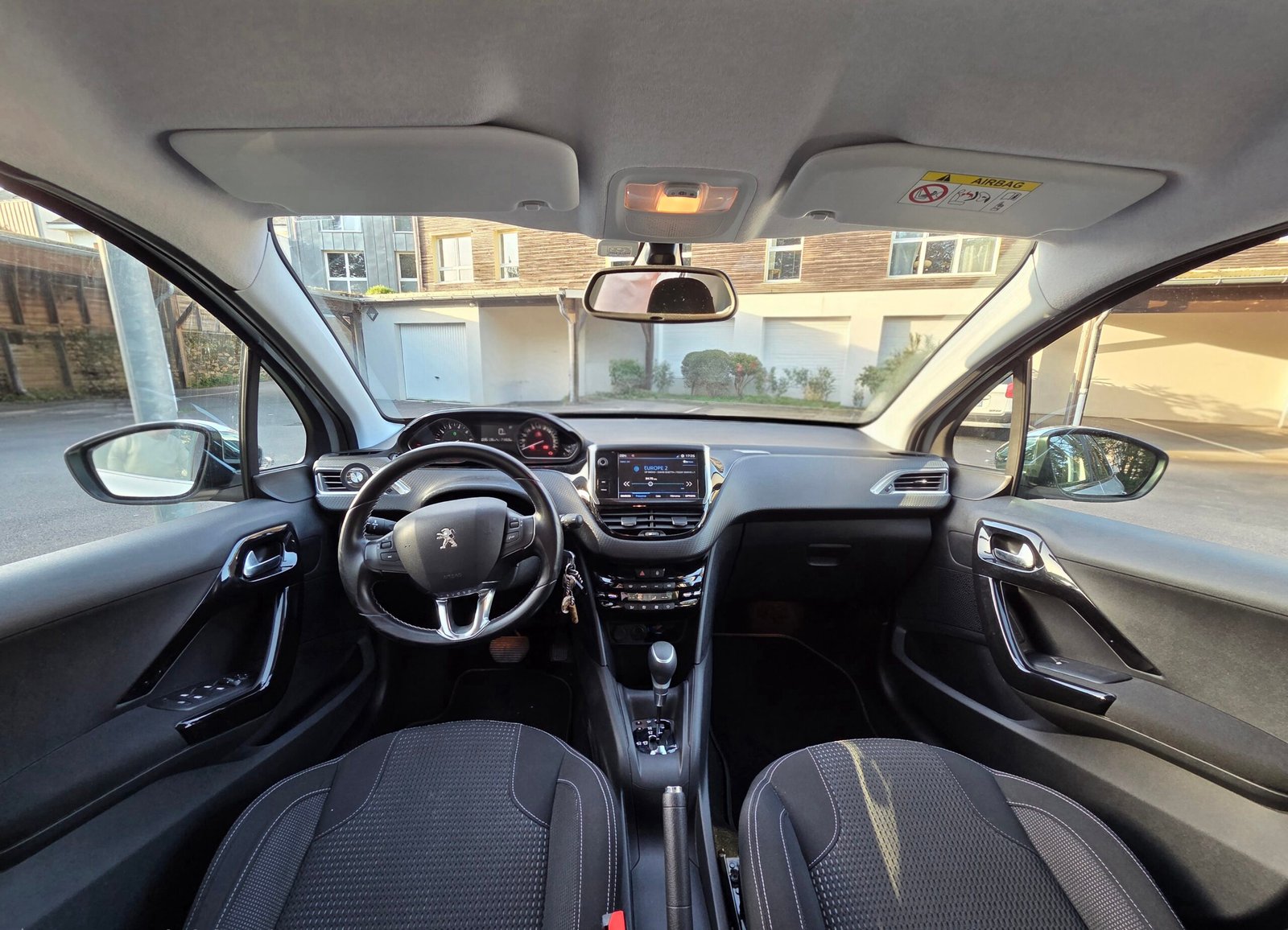 PEUGEOT 208 Phase 2 – 1.2 PureTech 110ch EAT6