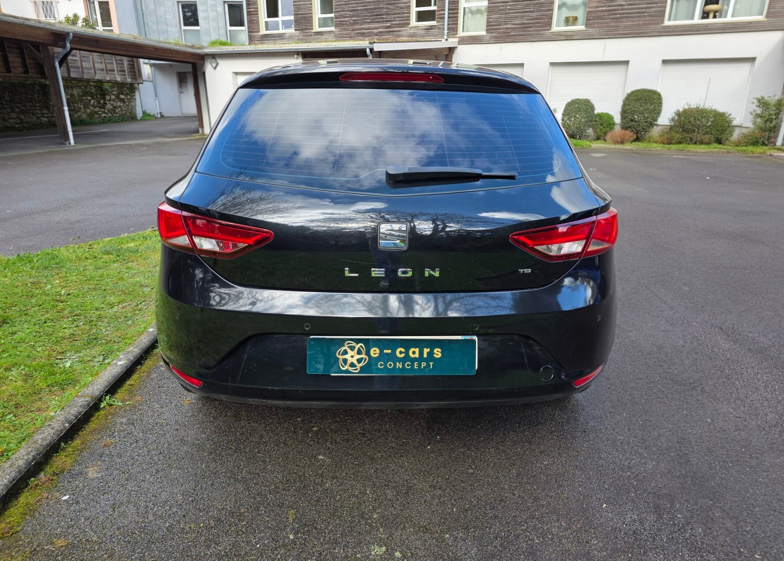 SEAT LEON III Phase 1 – 1.6 TDI 105ch BVM5
