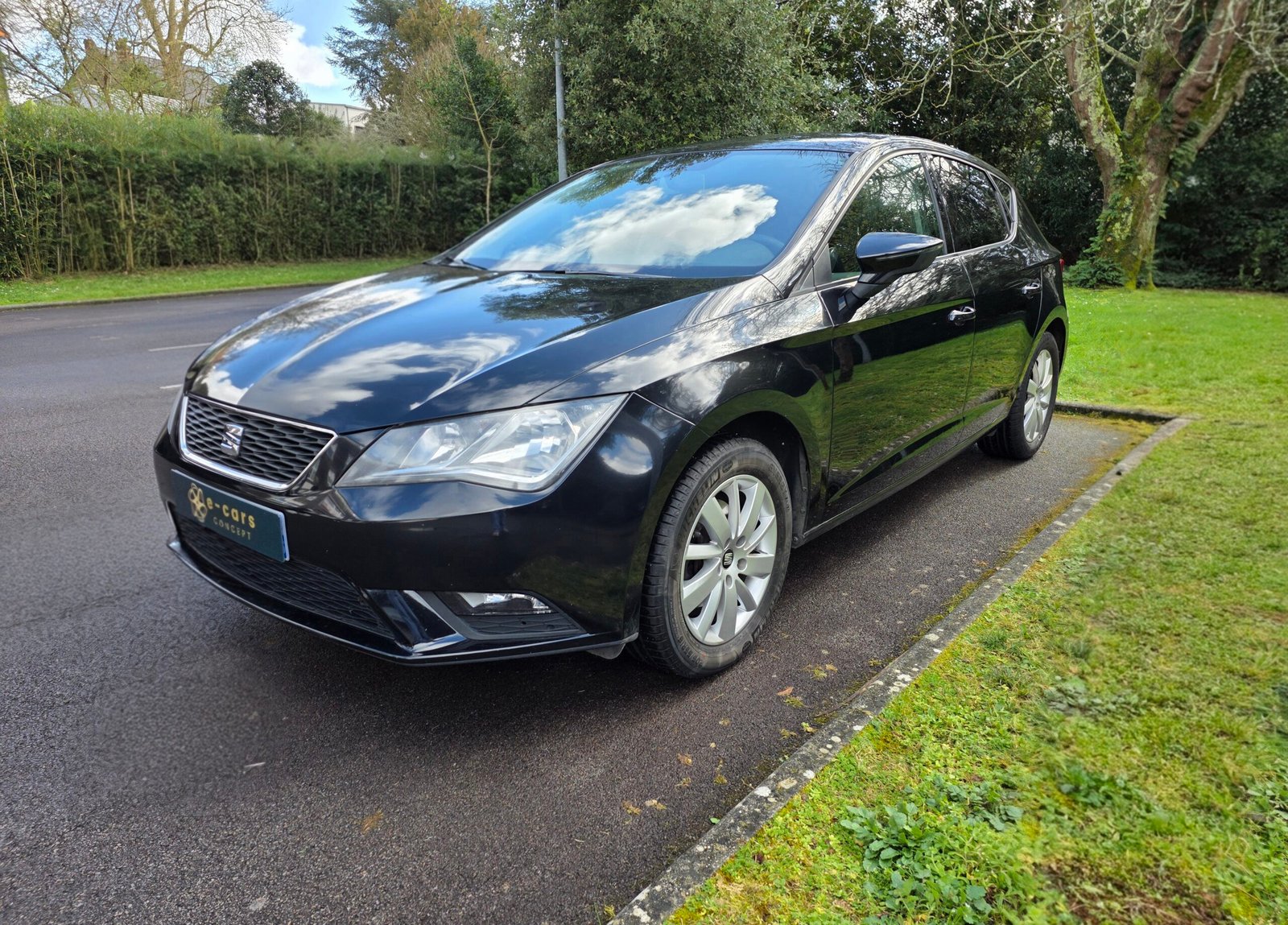 SEAT LEON III Phase 1 – 1.6 TDI 105ch BVM5