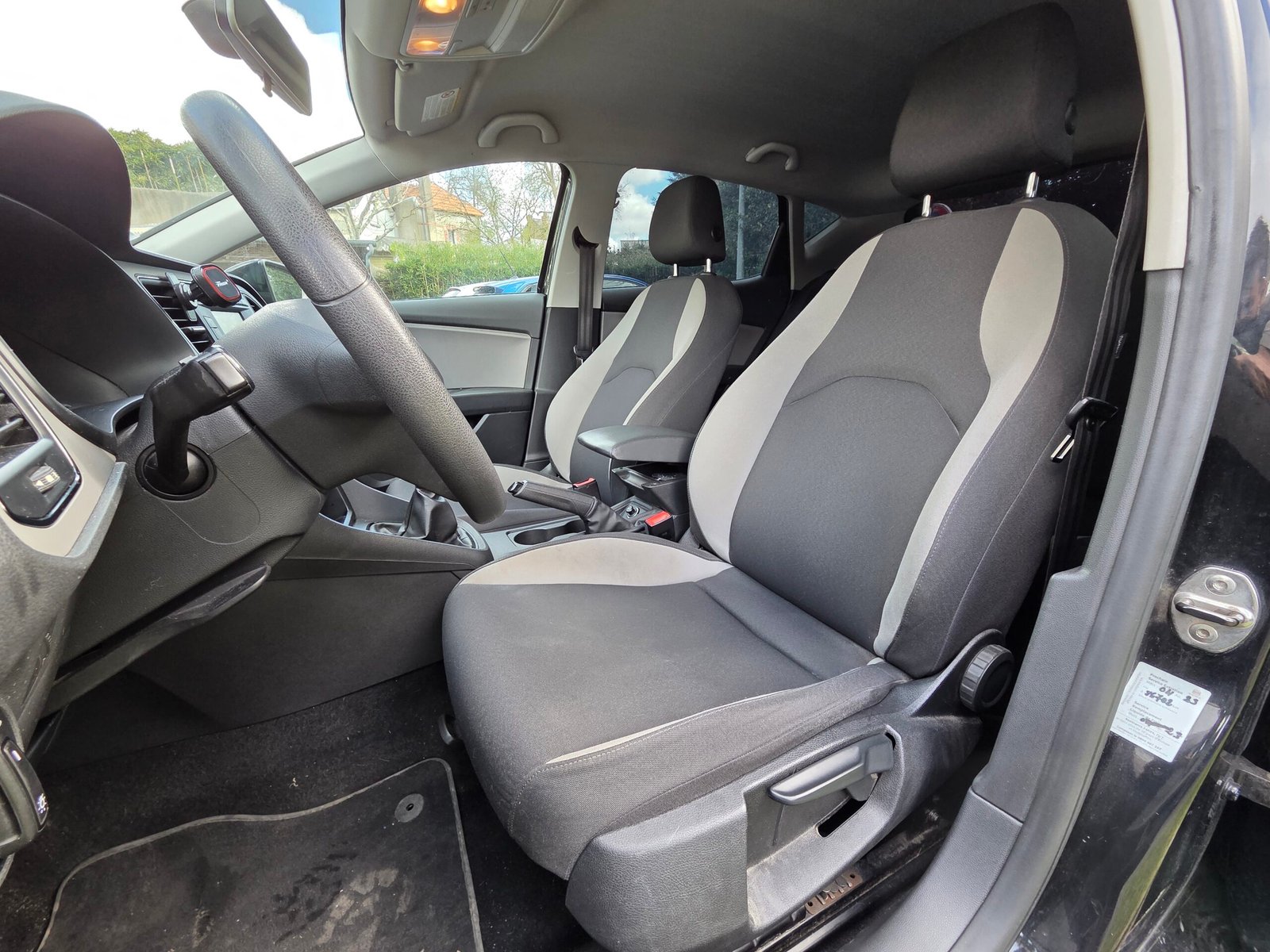 SEAT LEON III Phase 1 – 1.6 TDI 105ch BVM5