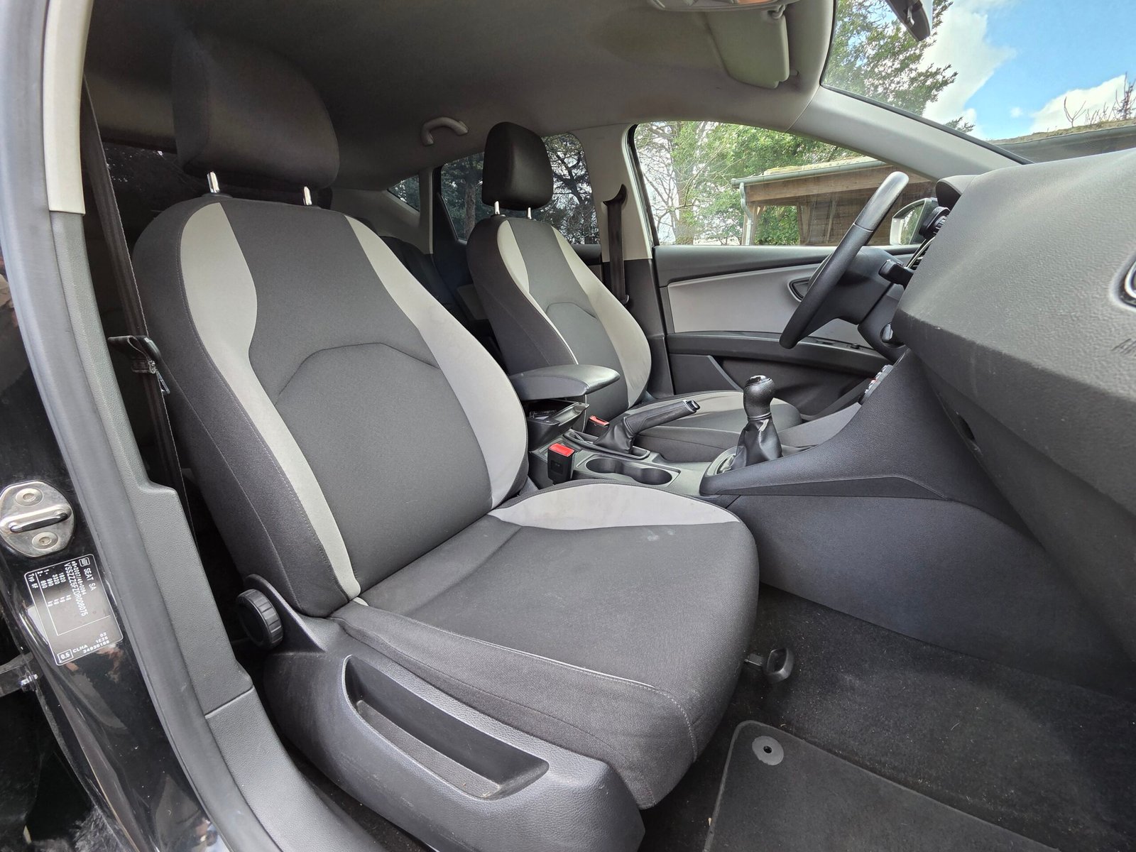 SEAT LEON III Phase 1 – 1.6 TDI 105ch BVM5