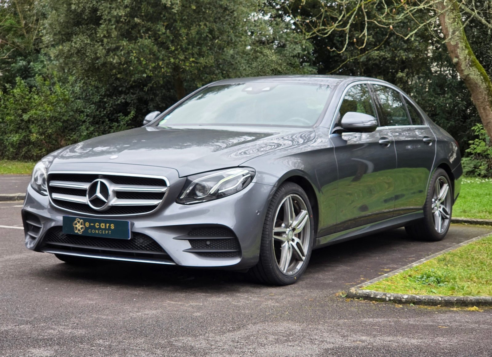 Mercedes-Benz Classe E 220 d 194ch Sportline