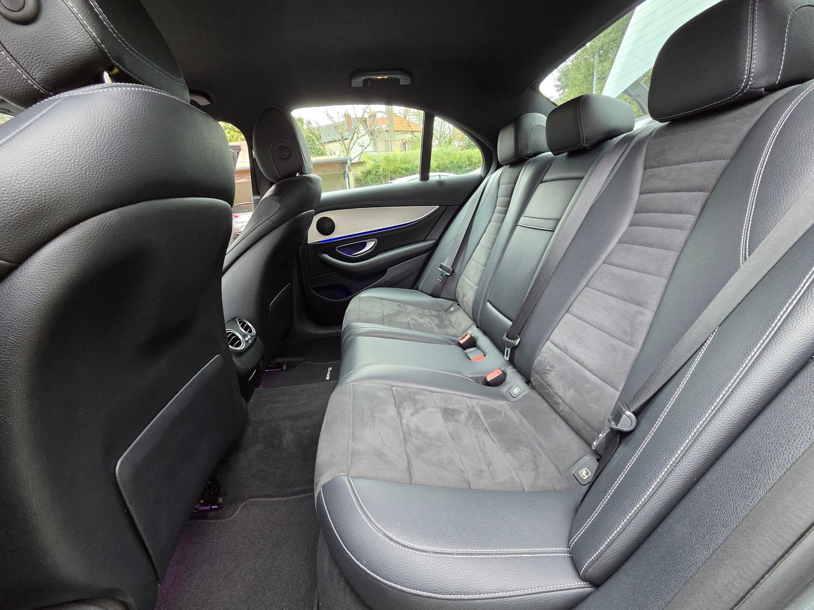 Mercedes-Benz Classe E 220 d 194ch Sportline