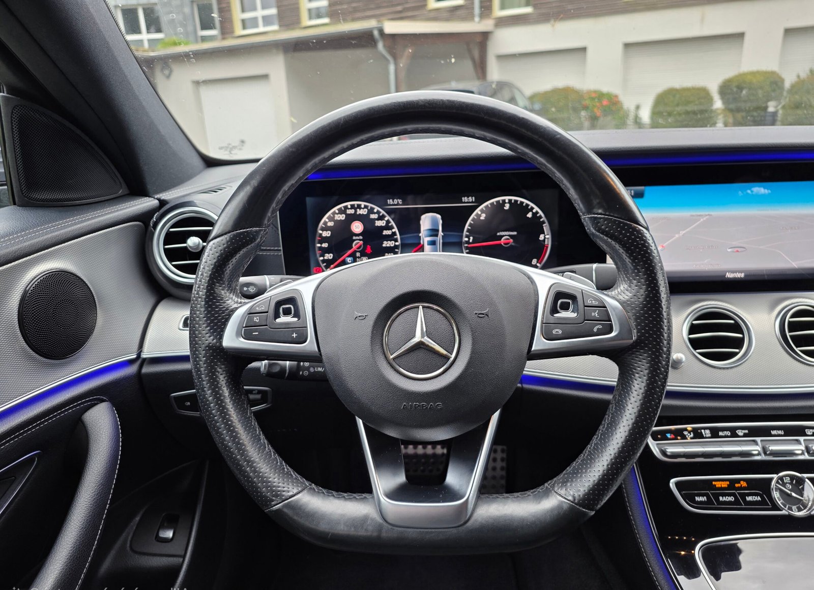 Mercedes-Benz Classe E 220 d 194ch Sportline