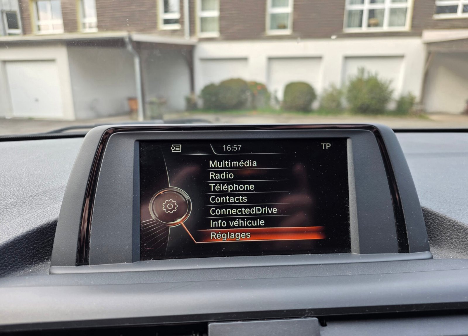 BMW SÉRIE 1 – 116i 109ch BVM6 PREMIERE