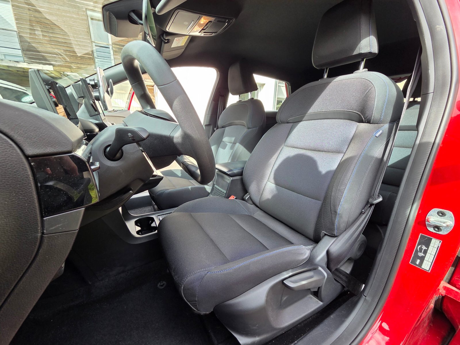 MG4 ELECTRIC – Standard 51 kWh 170ch