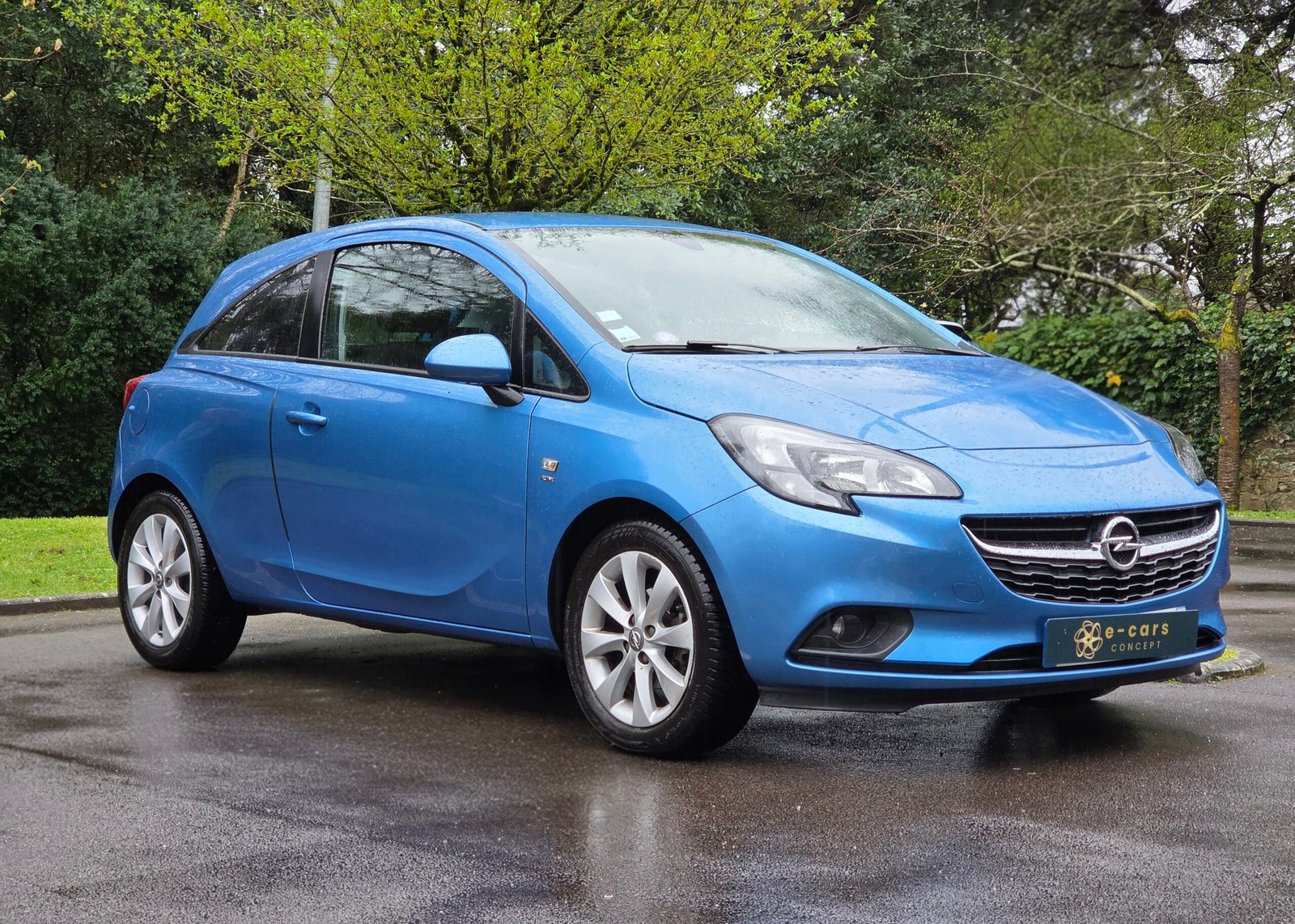 OPEL CORSA E – 1.4i 90ch BVM5 ACTIVE