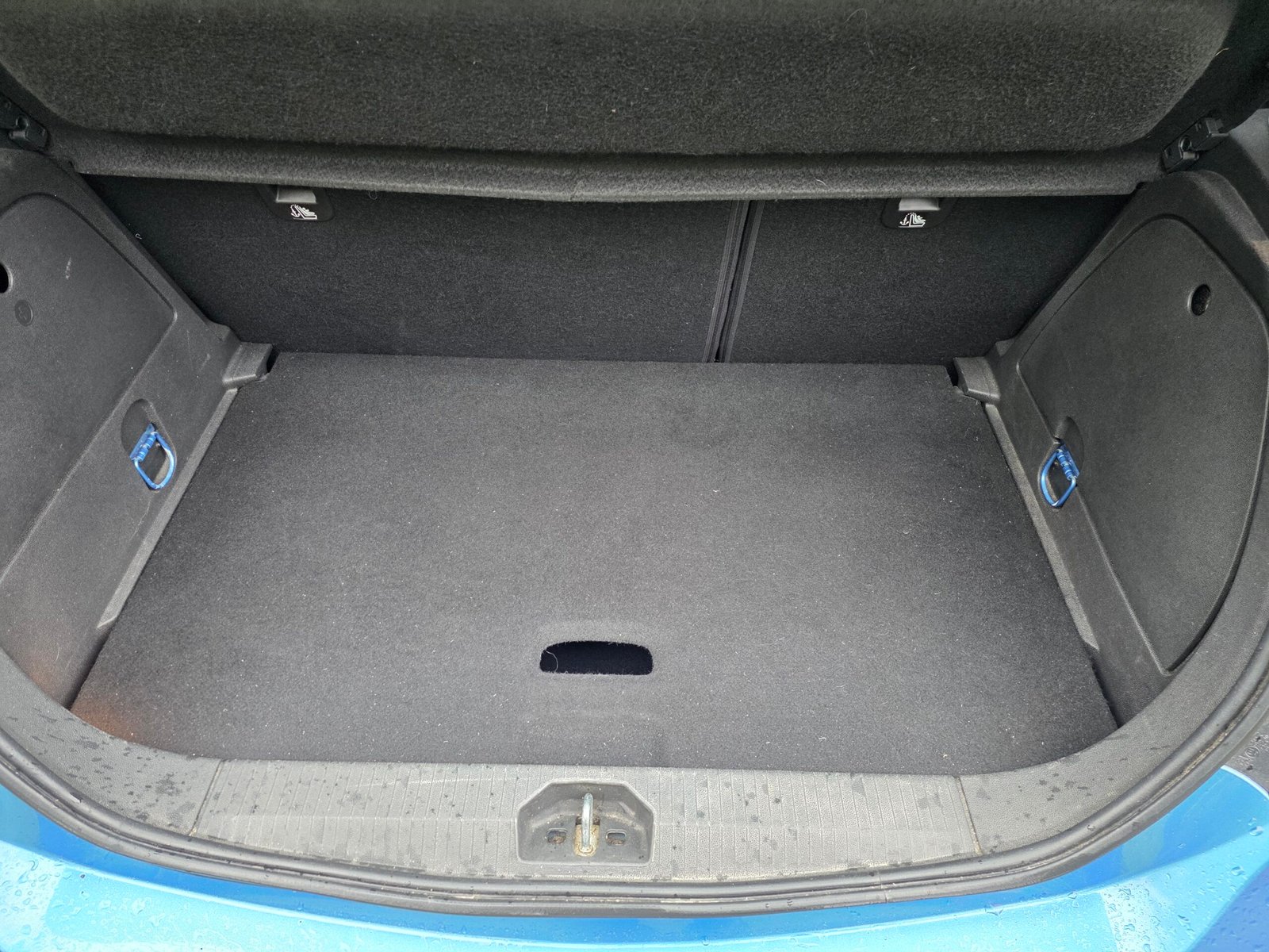 OPEL CORSA E – 1.4i 90ch BVM5 ACTIVE