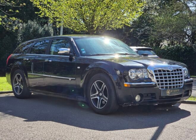 CHRYSLER 300C TOURING – 3.0 V6 218ch