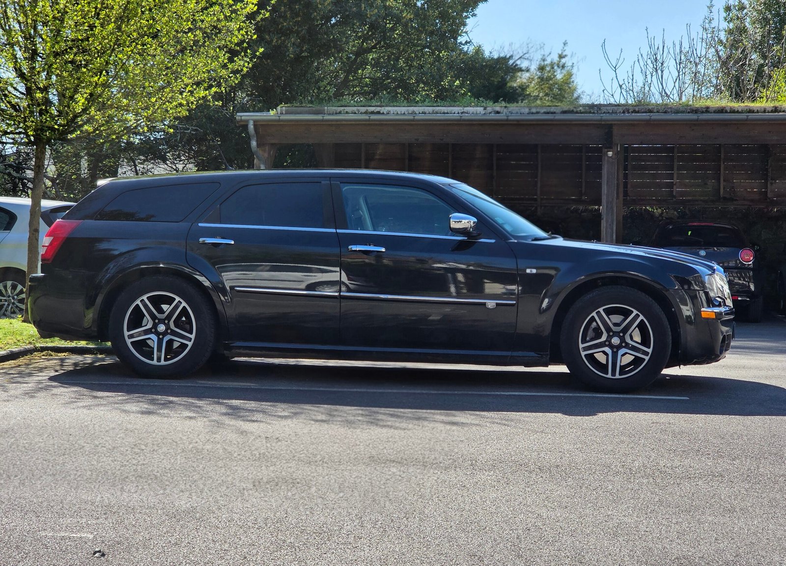 CHRYSLER 300C TOURING – 3.0 V6 218ch