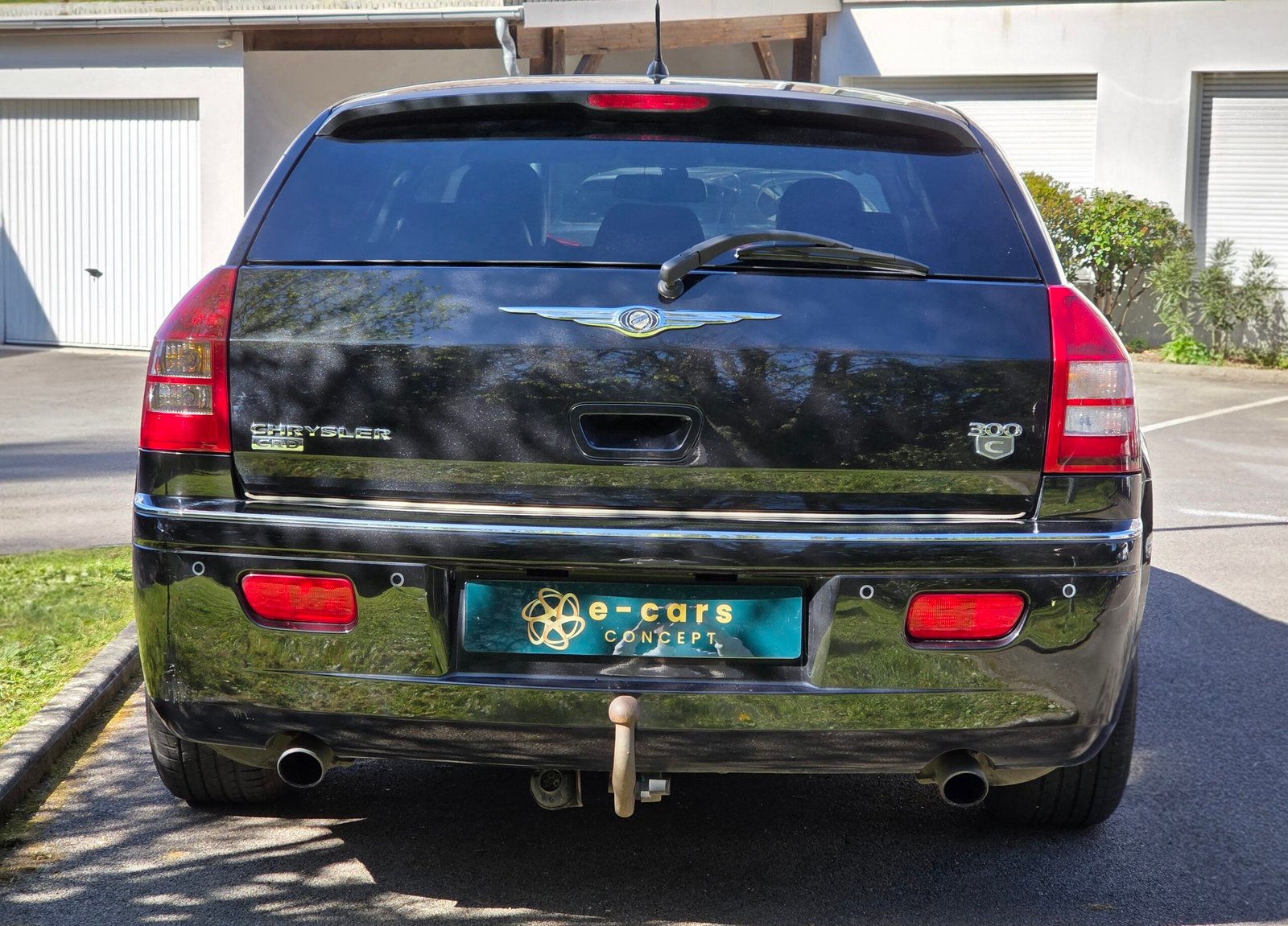 CHRYSLER 300C TOURING – 3.0 V6 218ch