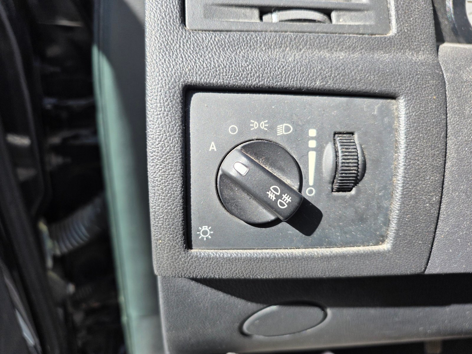 CHRYSLER 300C TOURING – 3.0 V6 218ch