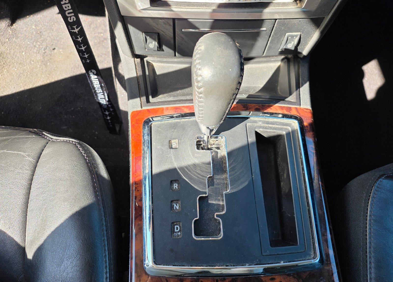 CHRYSLER 300C TOURING – 3.0 V6 218ch