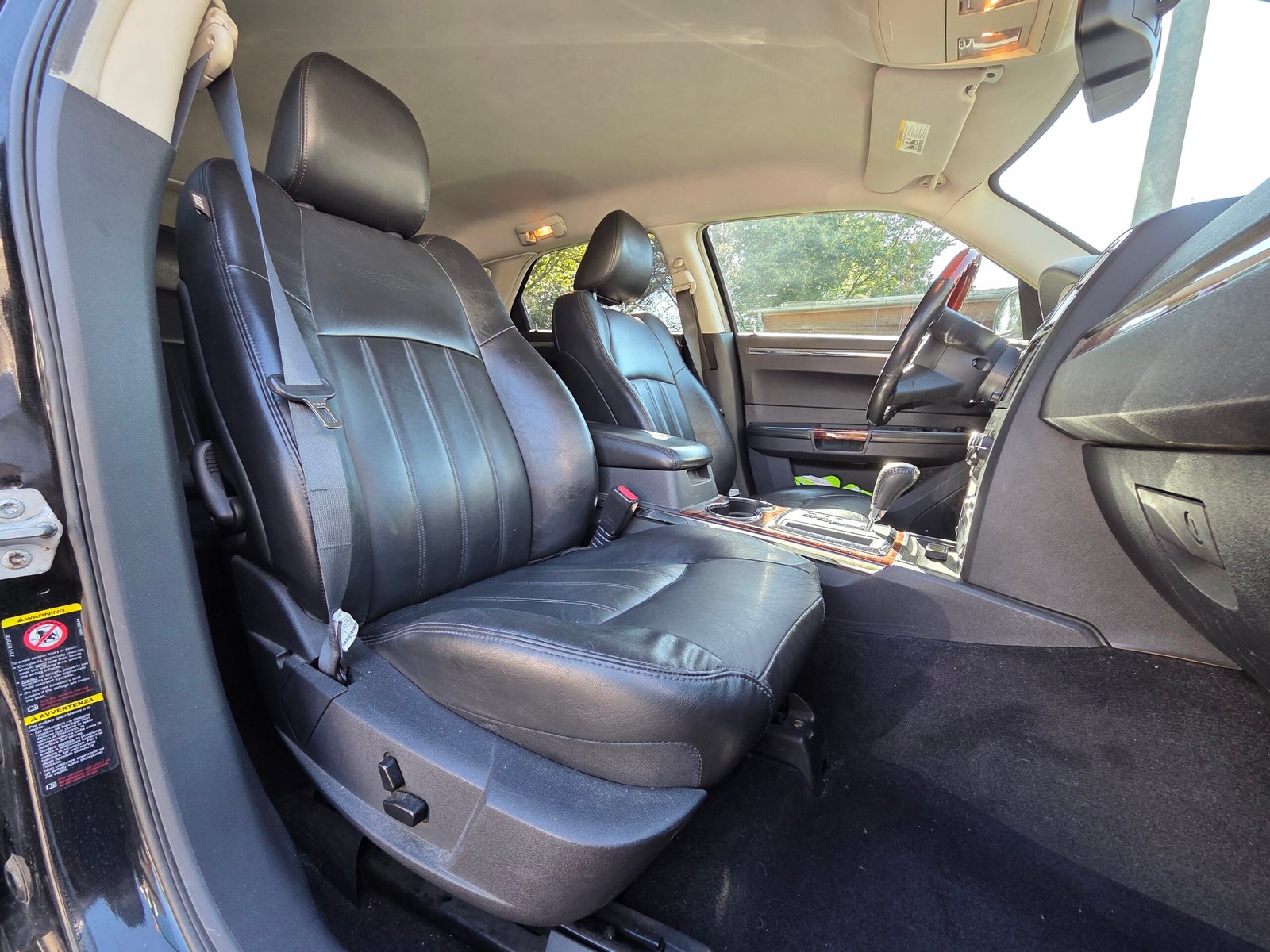 CHRYSLER 300C TOURING – 3.0 V6 218ch