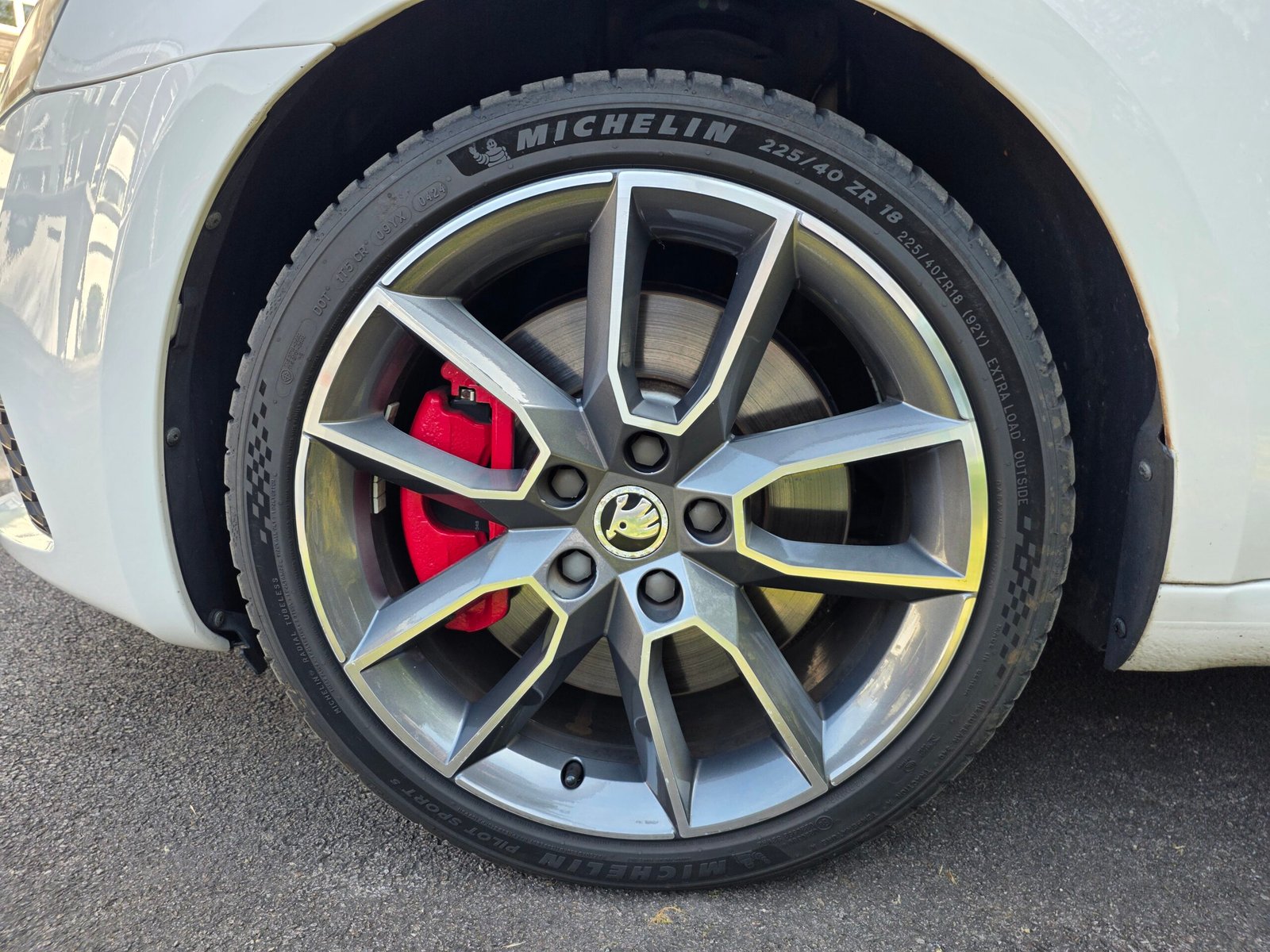 SKODA OCTAVIA III RS – 2.0 TSI 220ch BVM6