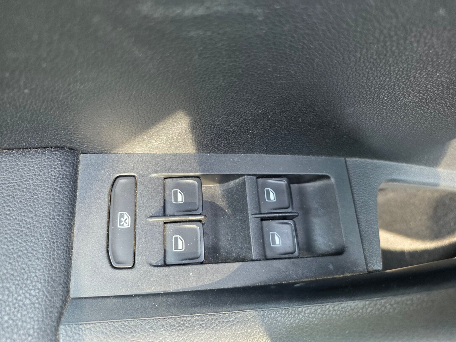 SKODA OCTAVIA III RS – 2.0 TSI 220ch BVM6