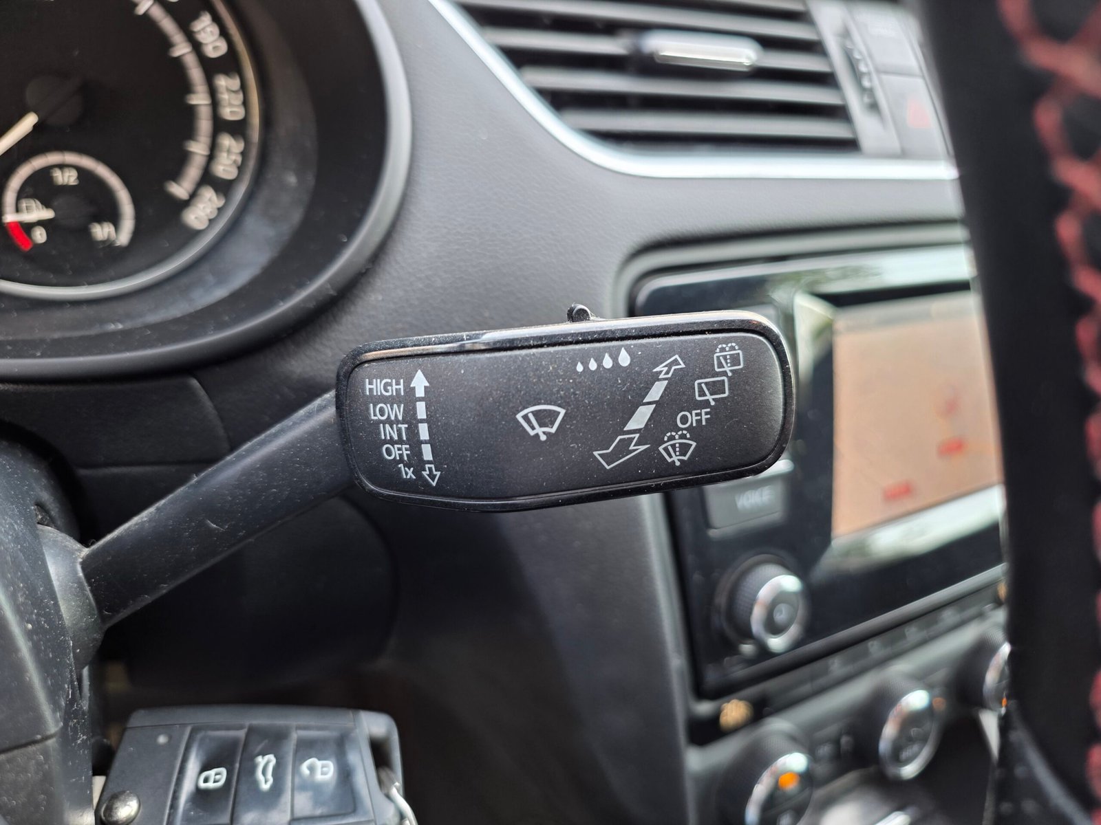 SKODA OCTAVIA III RS – 2.0 TSI 220ch BVM6