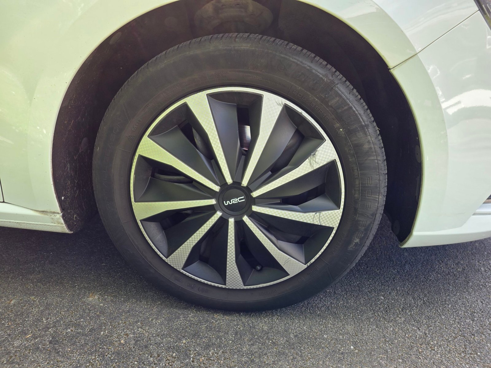 RENAULT MEGANE IV – 1.5 dCi 110ch Automatique