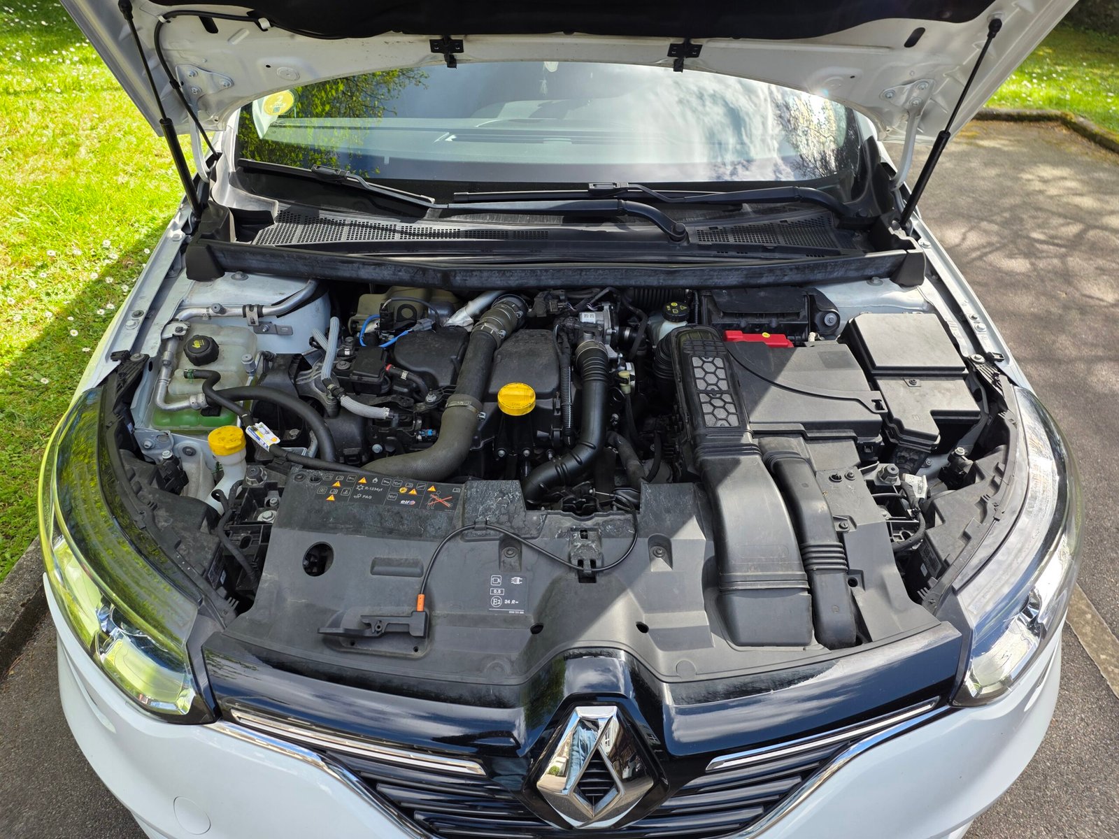 RENAULT MEGANE IV – 1.5 dCi 110ch Automatique