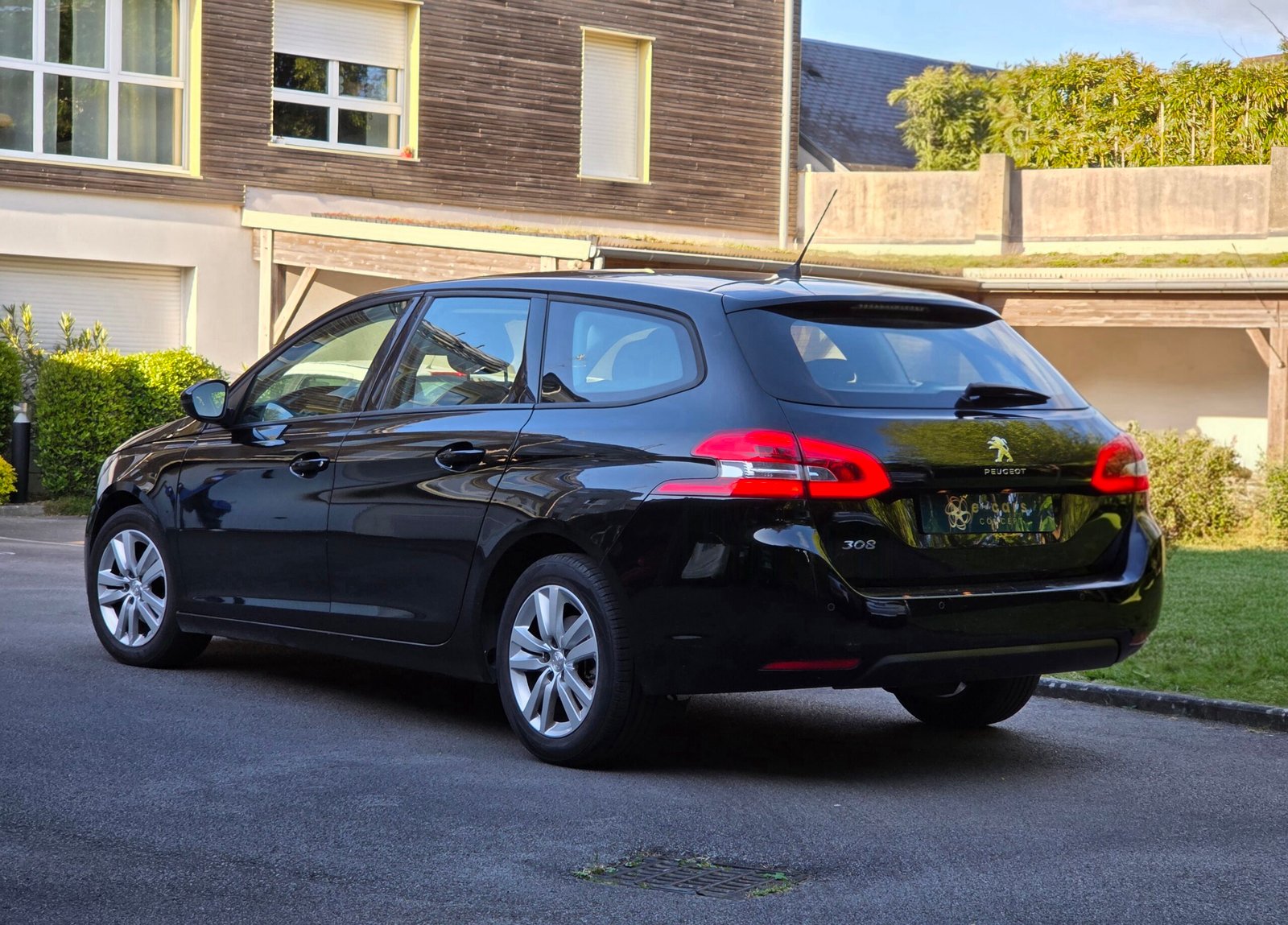 PEUGEOT 308 SW – 1,5 BlueHDi 130ch EAT8