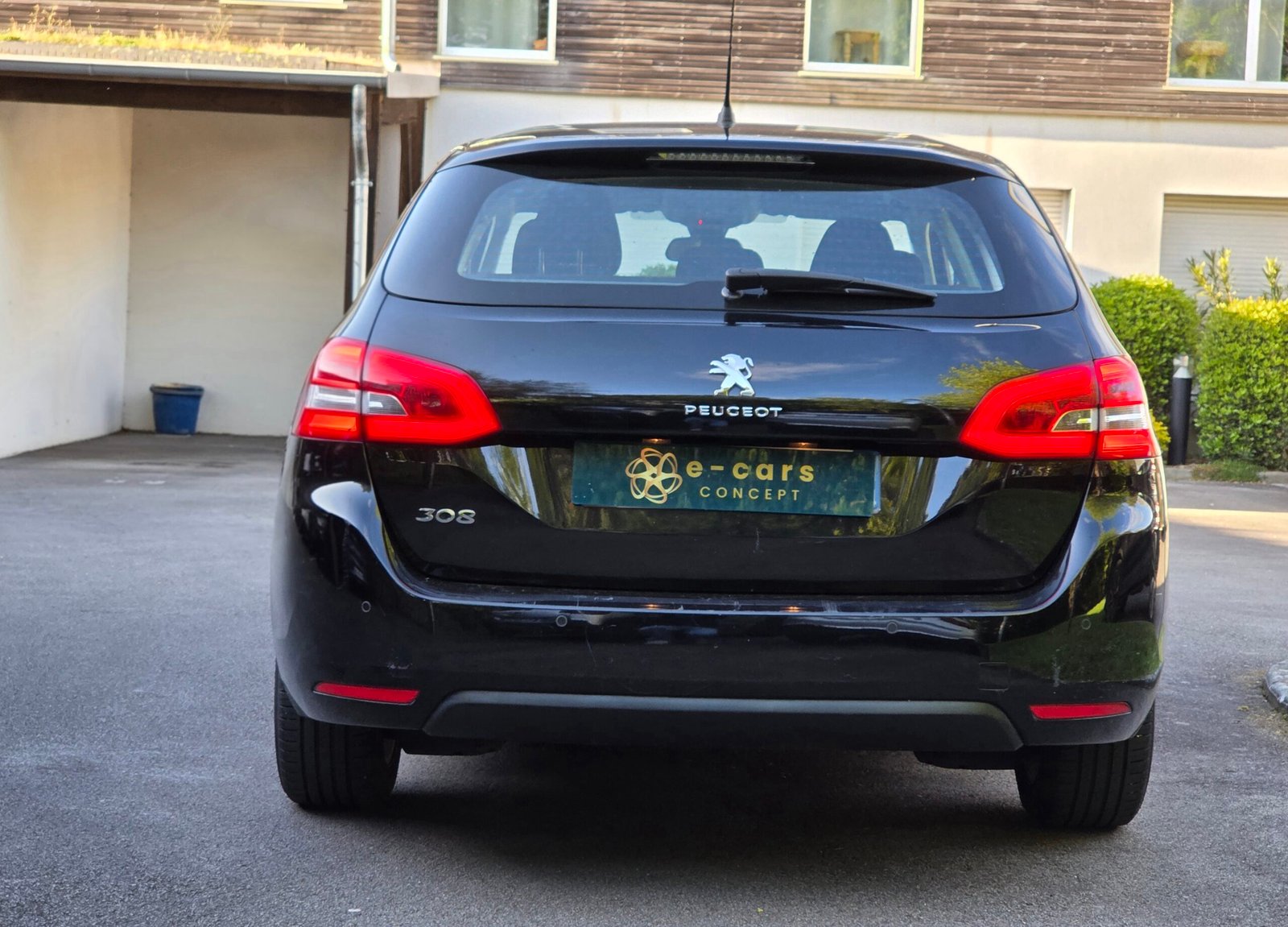 PEUGEOT 308 SW – 1,5 BlueHDi 130ch EAT8