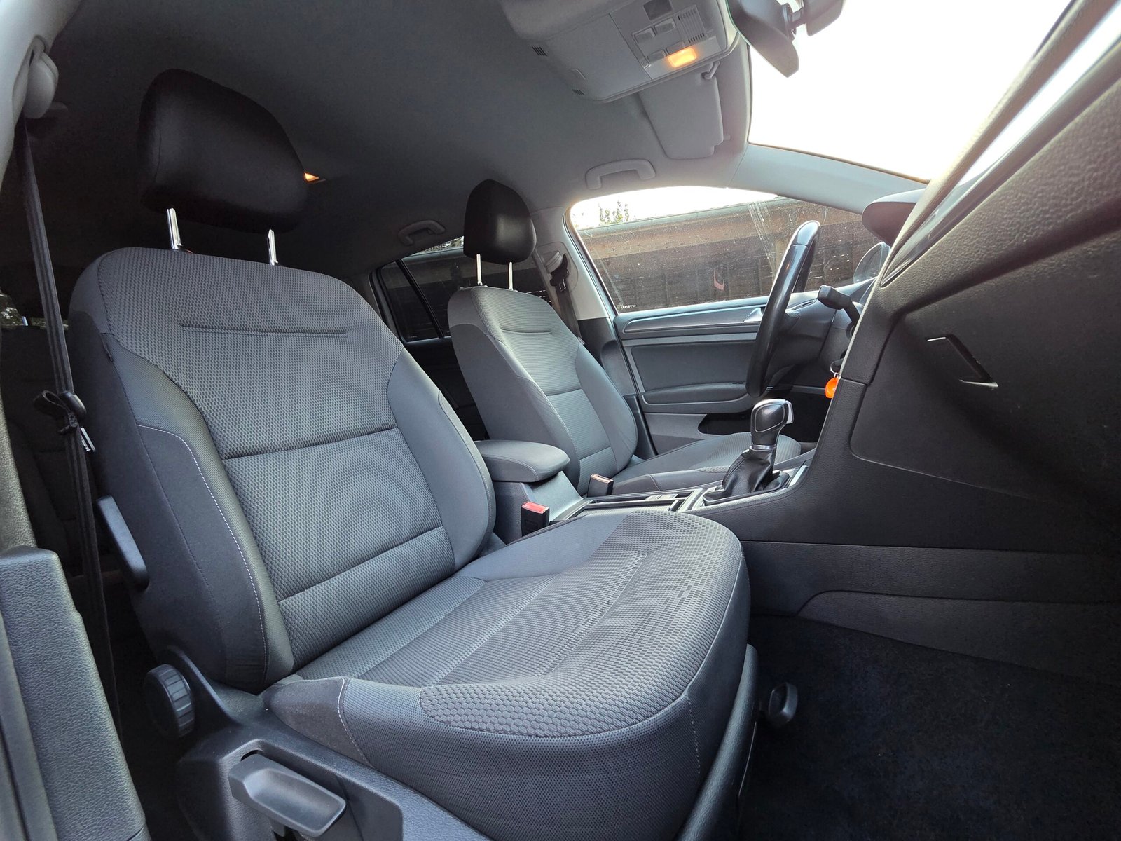 VOLKSWAGEN GOLF VII SW – 2.0 TDI 150ch DSG7