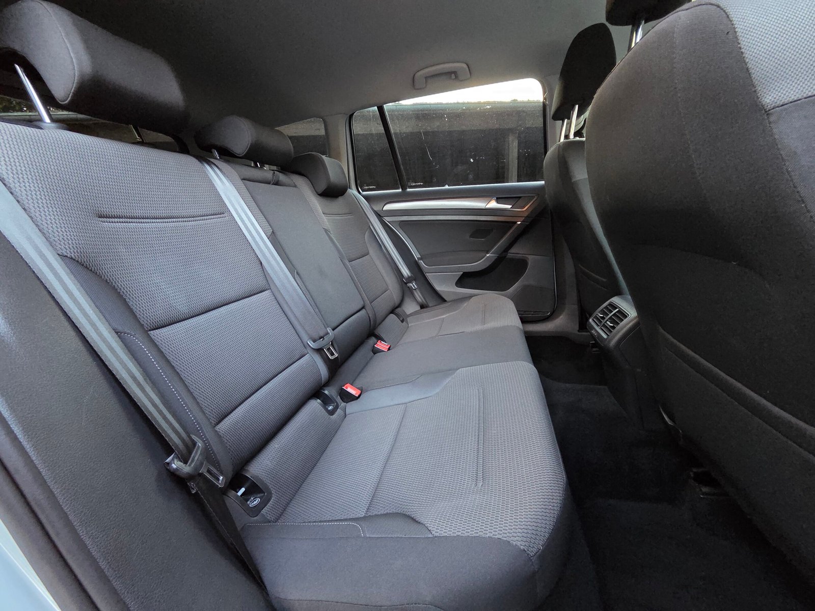 VOLKSWAGEN GOLF VII SW – 2.0 TDI 150ch DSG7