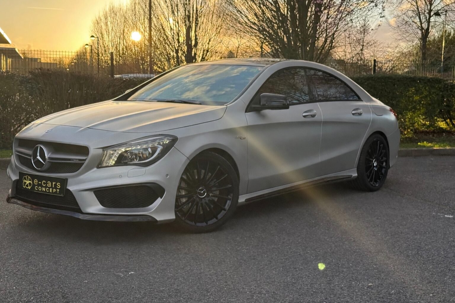MERCEDES-BENZ Classe CLA (117) Coupé 45 AMG 2.0 i 16V Turbo 4MATIC 7G-DCT 360 cv Boîte auto