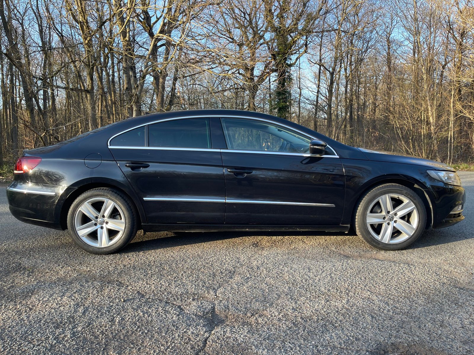 VOLKSWAGEN PASSAT CC 2.0 TDI 16V BlueMotion 140 CARAT
