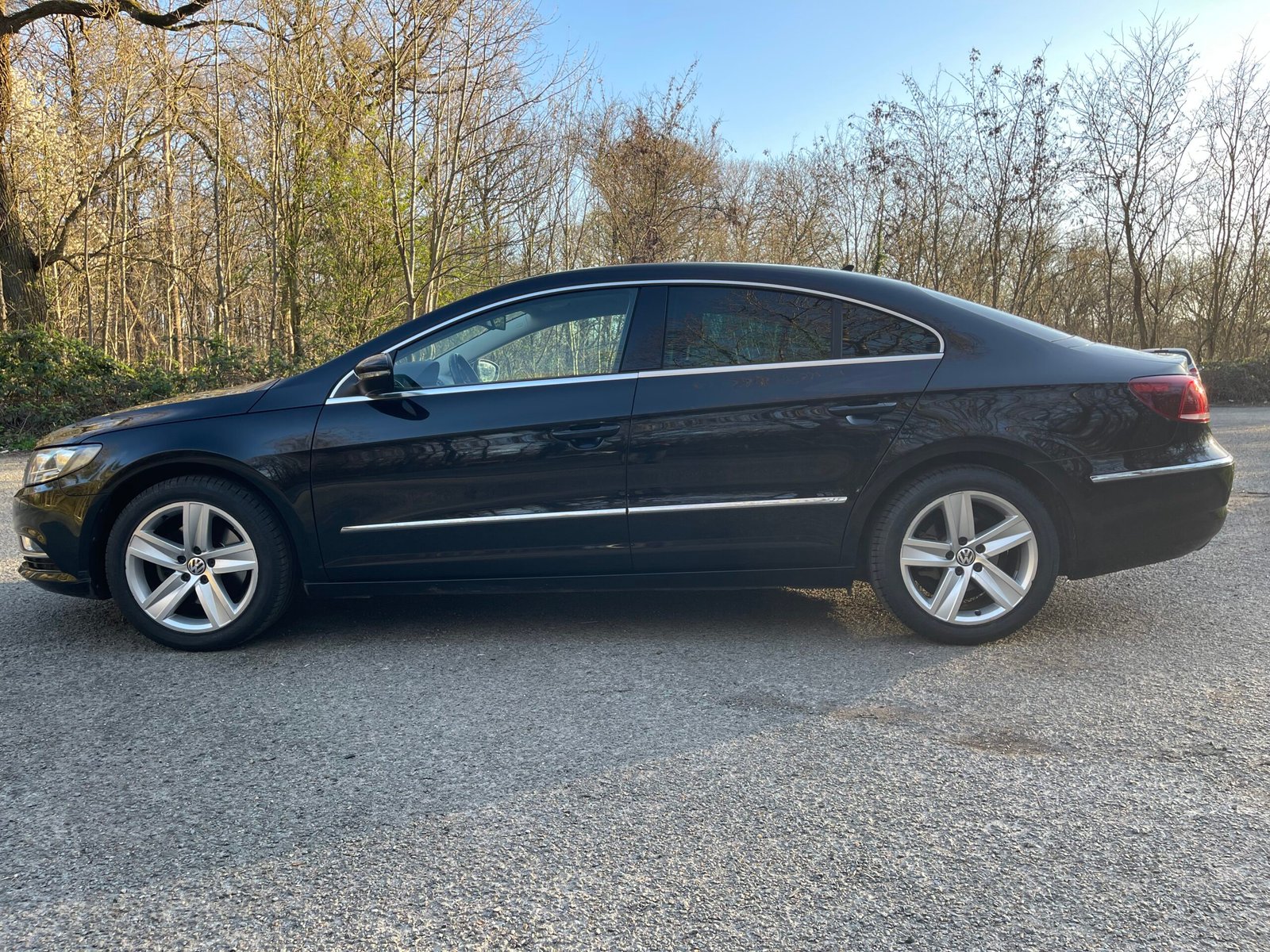 VOLKSWAGEN PASSAT CC 2.0 TDI 16V BlueMotion 140 CARAT
