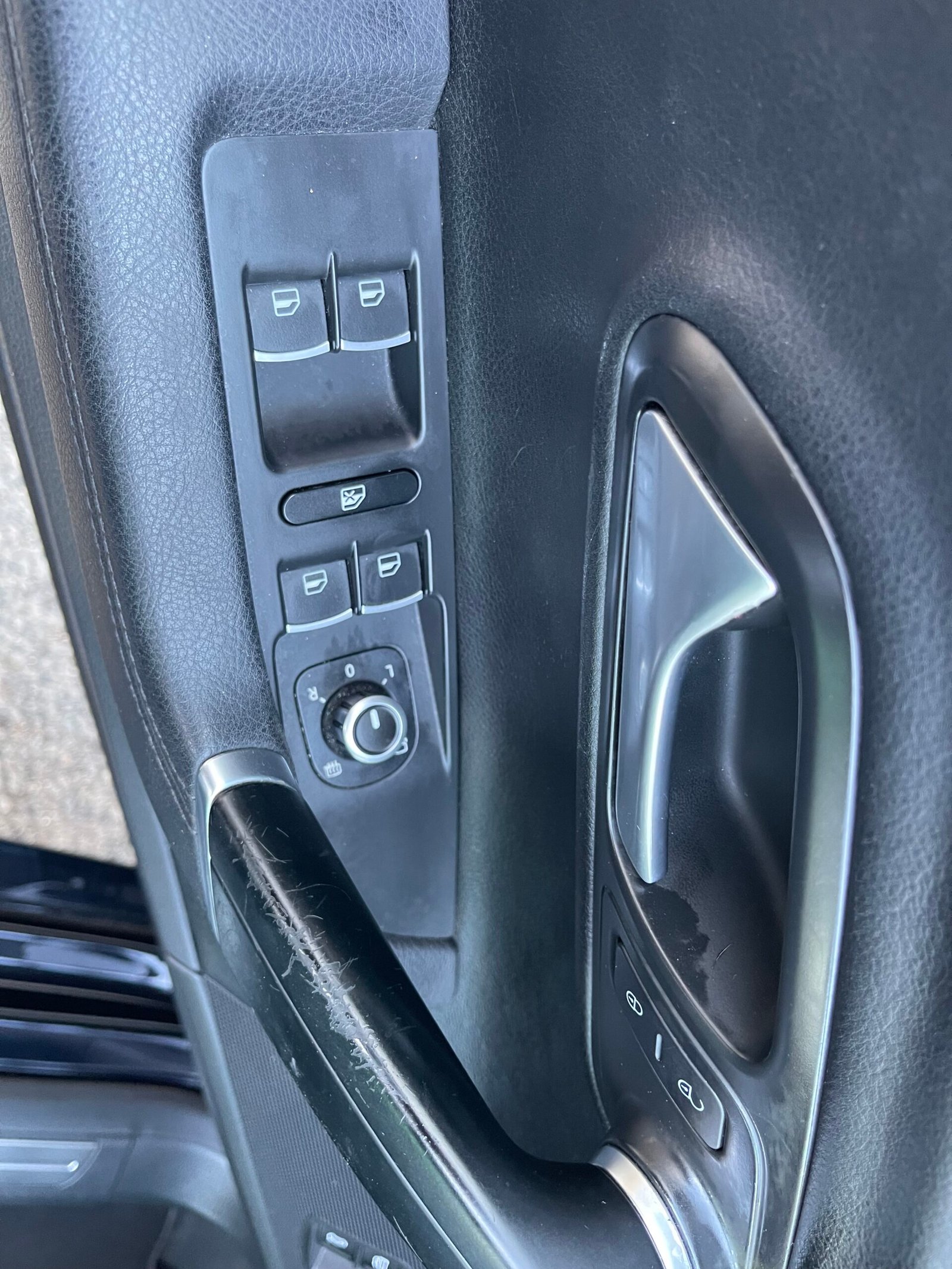 VOLKSWAGEN PASSAT CC 2.0 TDI 16V BlueMotion 140 CARAT