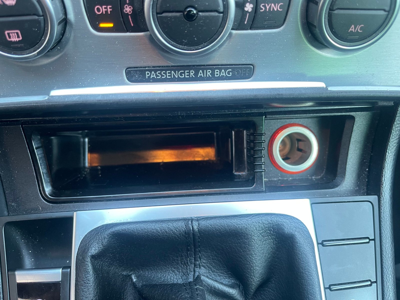 VOLKSWAGEN PASSAT CC 2.0 TDI 16V BlueMotion 140 CARAT