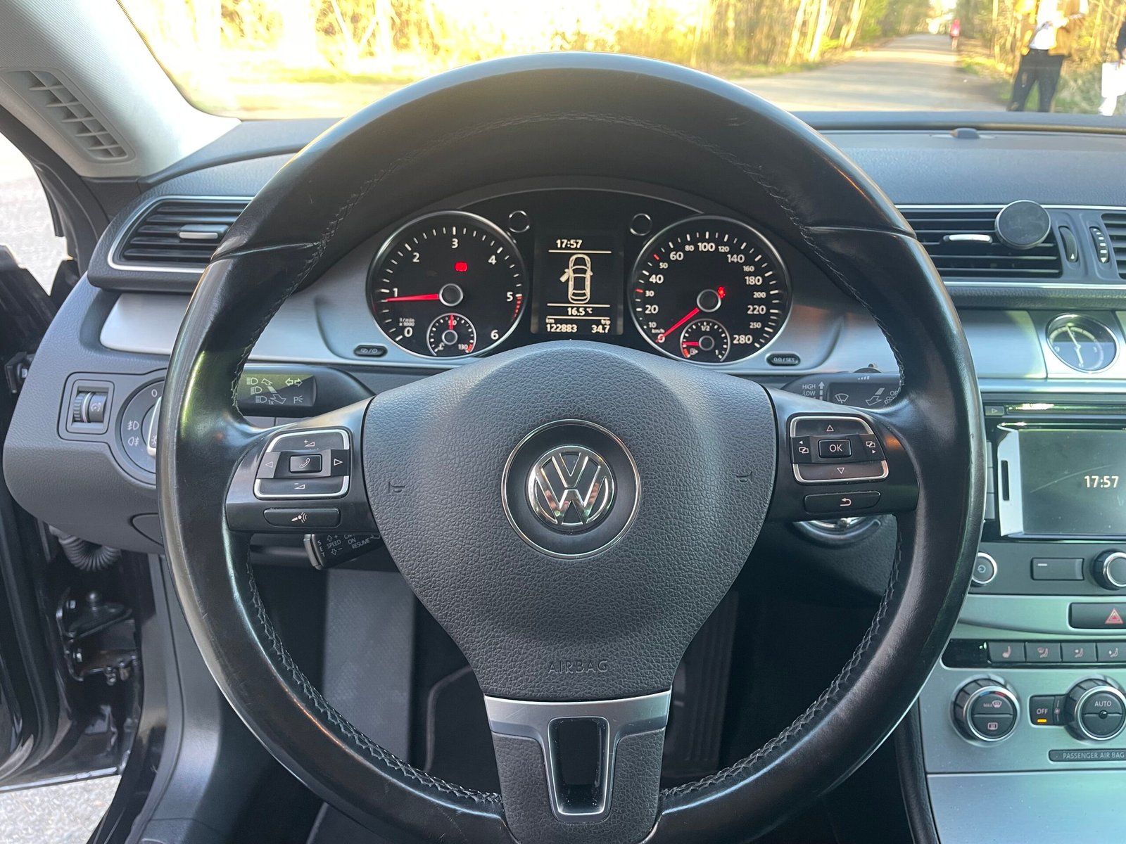 VOLKSWAGEN PASSAT CC 2.0 TDI 16V BlueMotion 140 CARAT