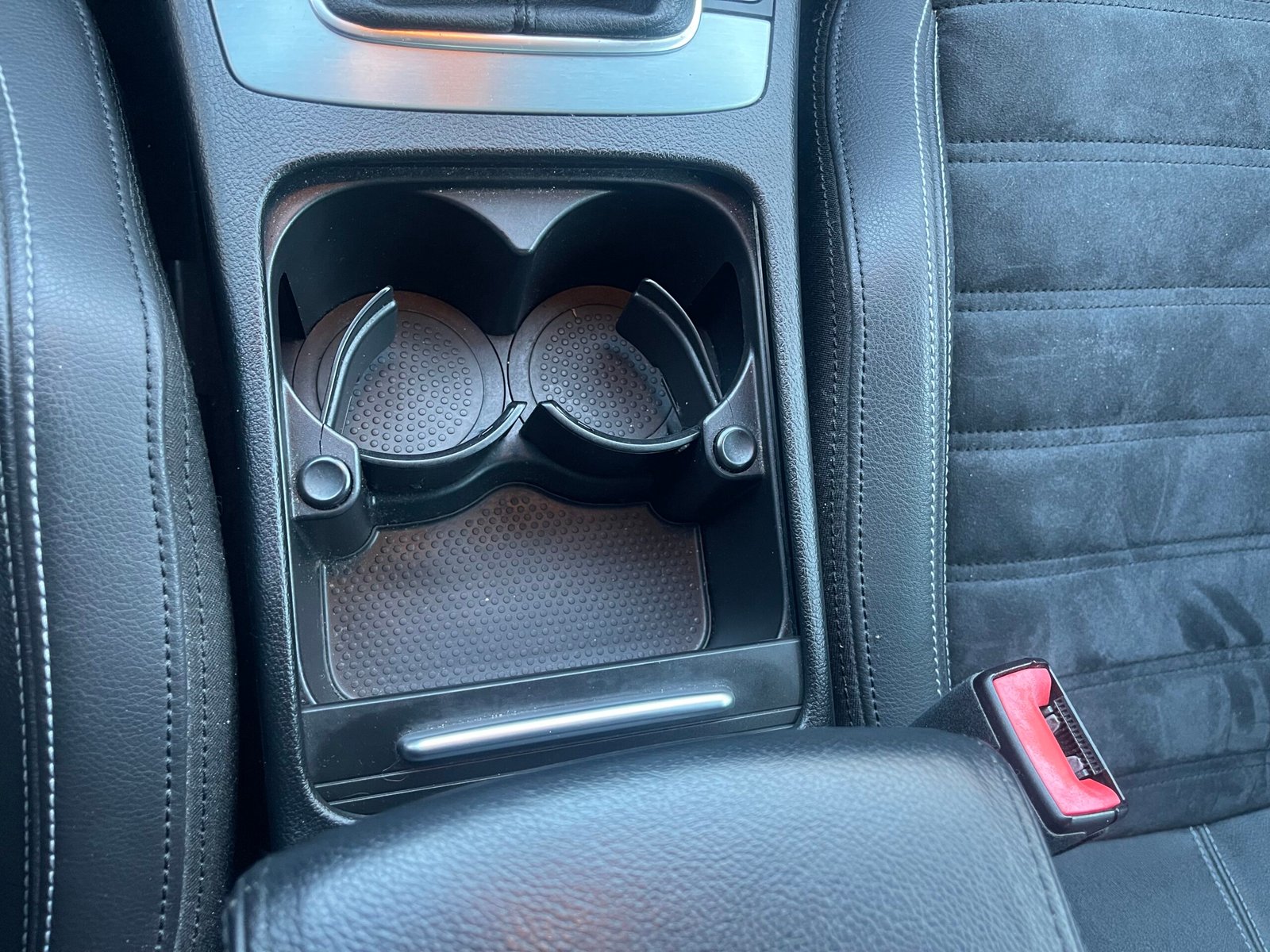 VOLKSWAGEN PASSAT CC 2.0 TDI 16V BlueMotion 140 CARAT