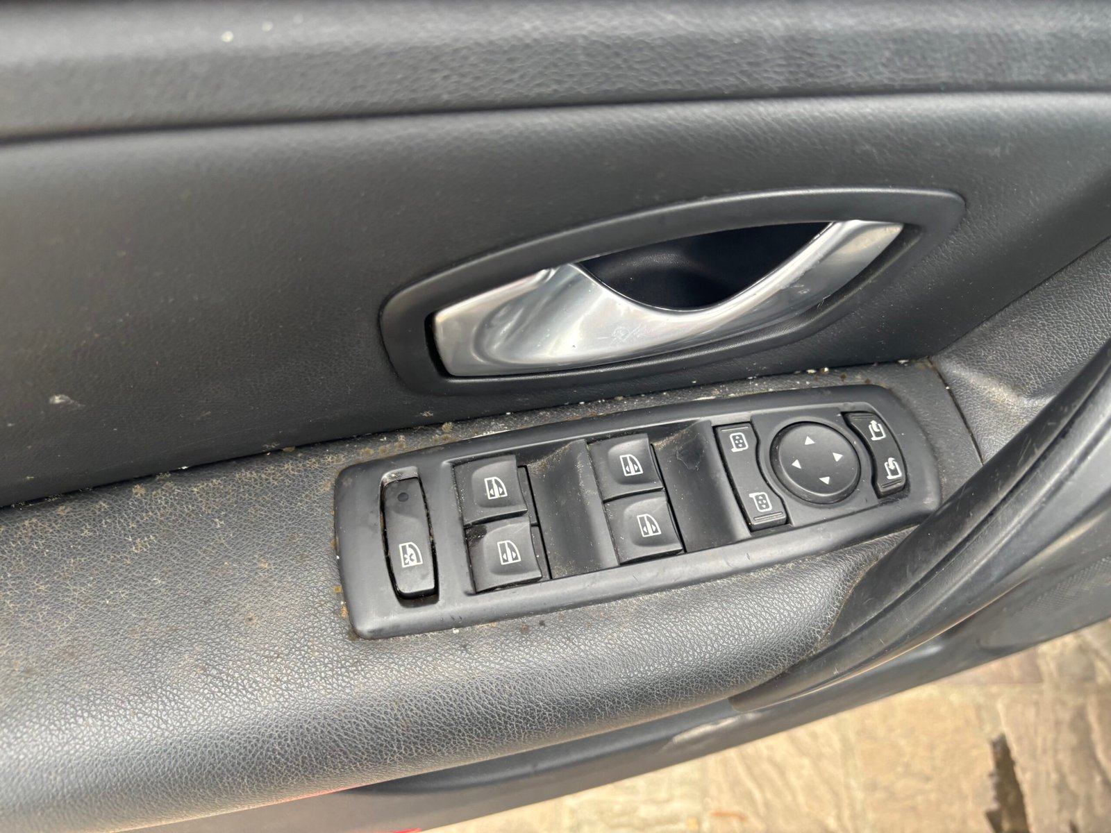 RENAULT Laguna 2.0 i 16V 140Ch “Expression”