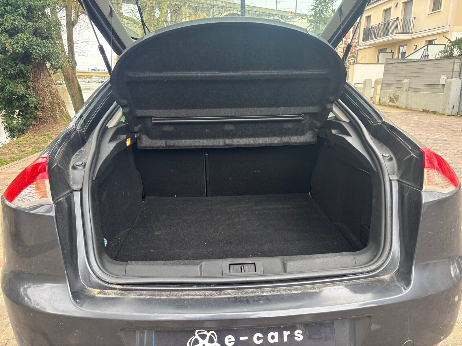 RENAULT Laguna 2.0 i 16V 140Ch “Expression”