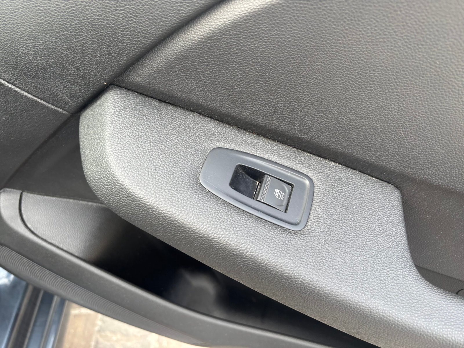 RENAULT Clio V 1.5 dCi 85 ch “Business”