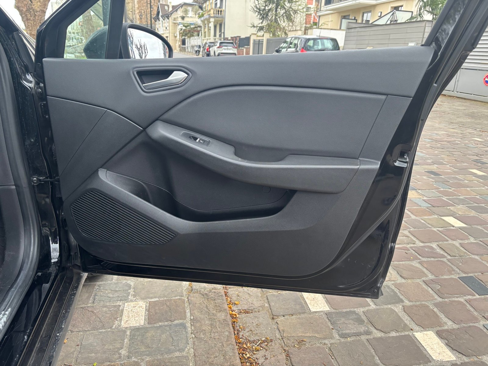 RENAULT Clio V 1.0 TCe 100ch “Intens”