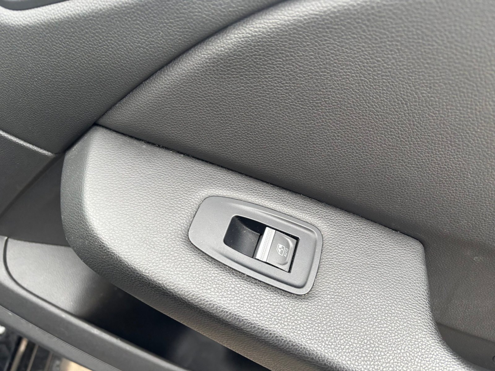 RENAULT Clio V 1.0 TCe 100ch “Intens”