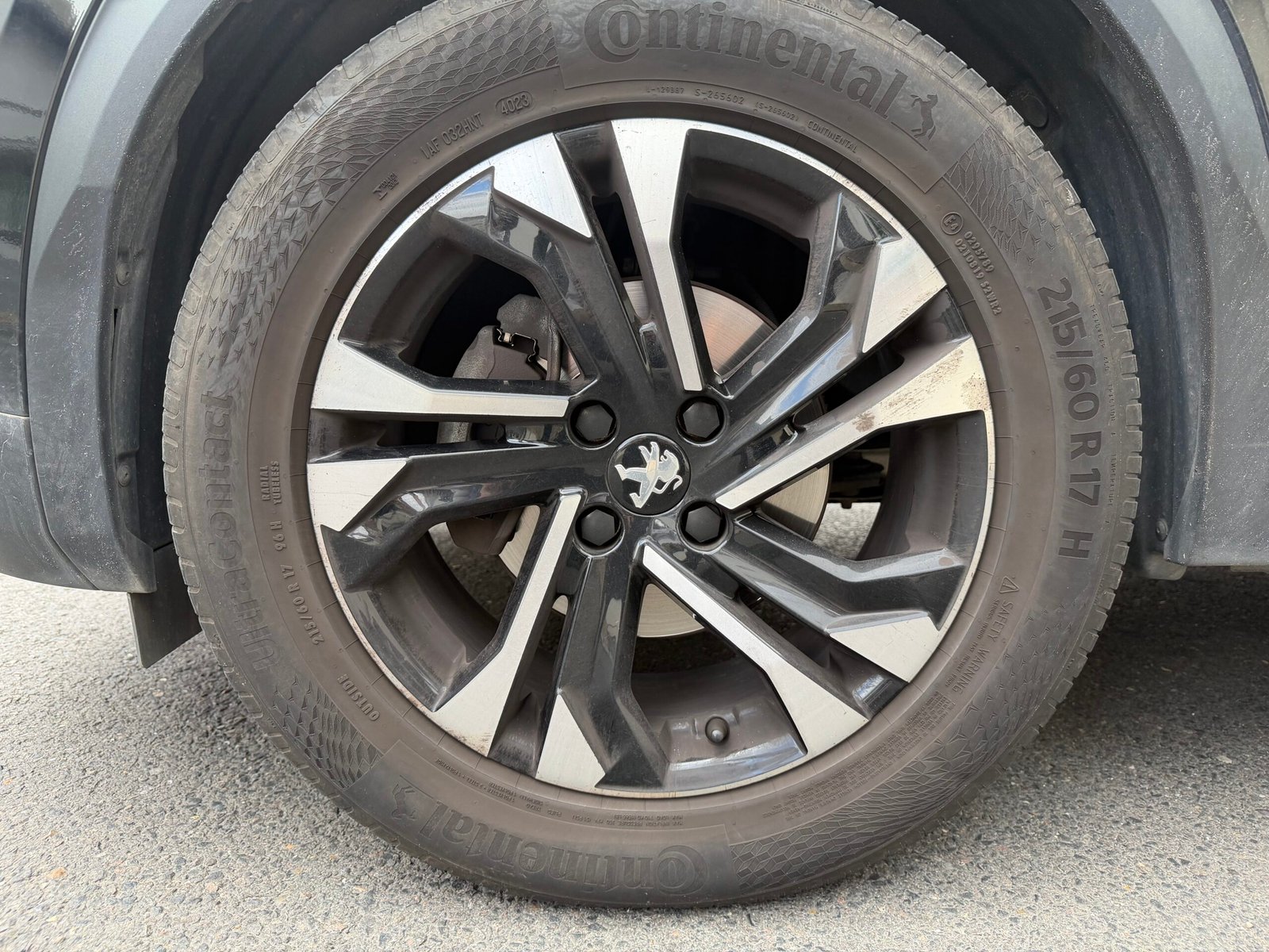 PEUGEOT 2008 ALLURE BUSINESS 130ch