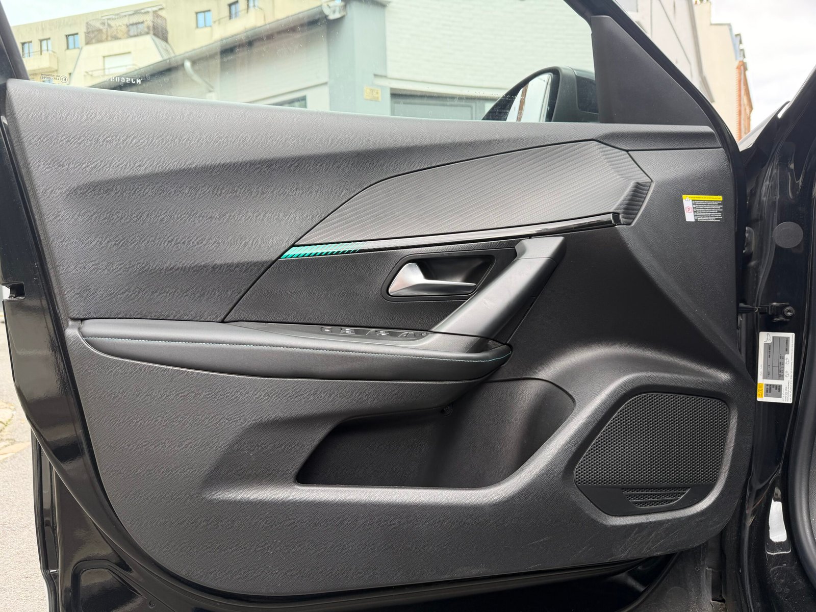 PEUGEOT 2008 ALLURE BUSINESS 130ch