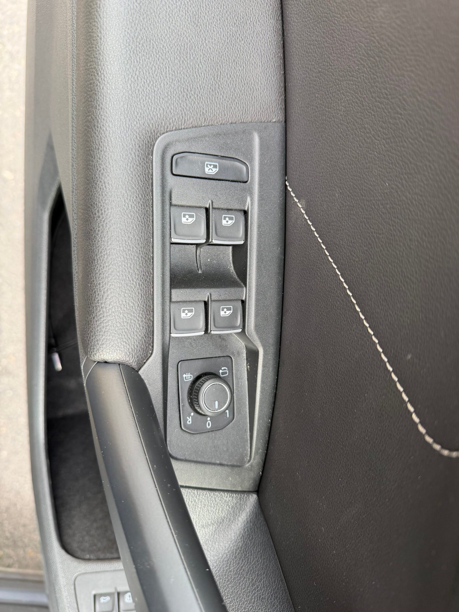 VOLKSWAGEN Tiguan Hybride R-Line 150ch