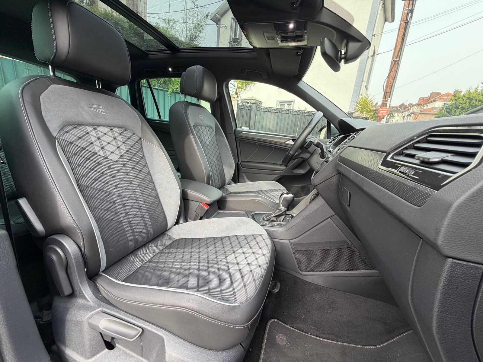 VOLKSWAGEN Tiguan Hybride R-Line 150ch