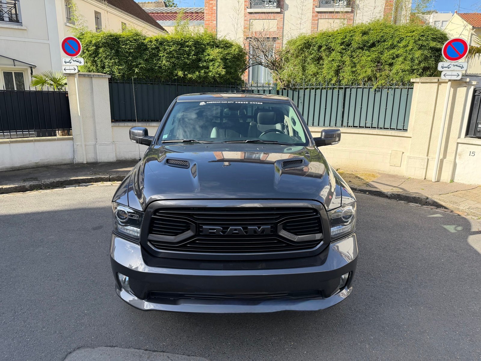 DODGE RAM 1500 Hemi V8 Flexfuel 395ch