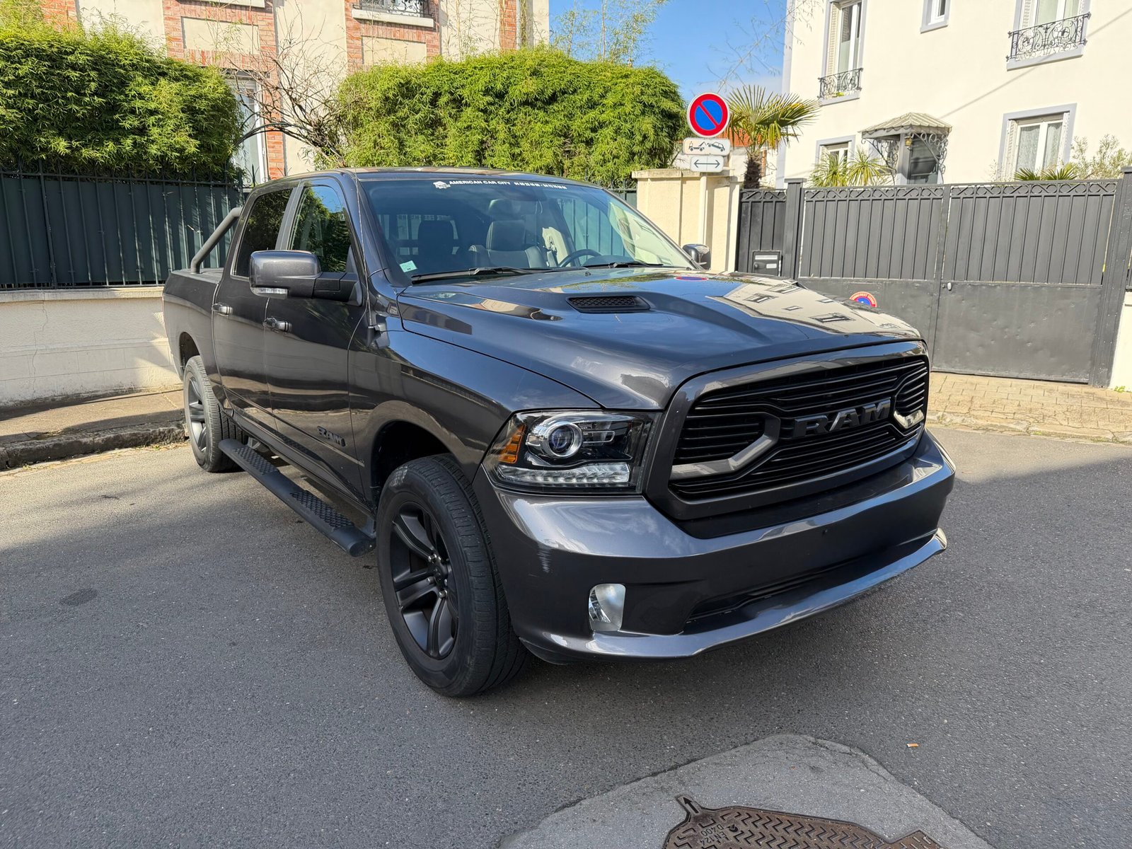 DODGE RAM 1500 Hemi V8 Flexfuel 395ch